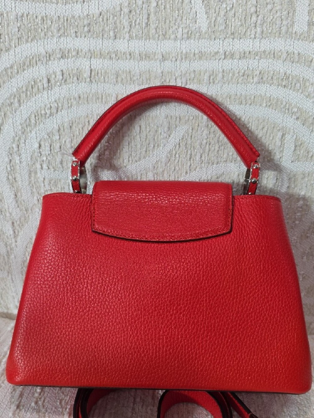 Louis Vuitton Red Capucines BB Leather Top-Handle Satchel with Strap - Picture 4 of 13